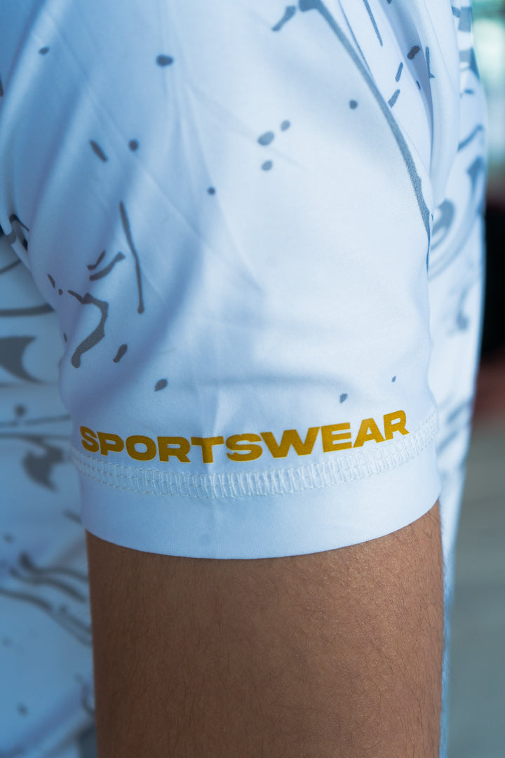 RELENTLESS Short-Sleeve Flow Rashguard - White